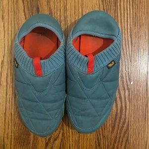 Teva slippers